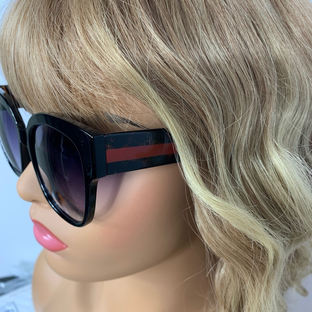 Black Square Sunglasses - Picture 2 of 4
